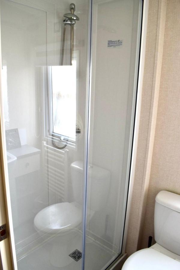 New Sea View Platinum Caravan With Huge Decking Newcastle Upon Tyne Esterno foto