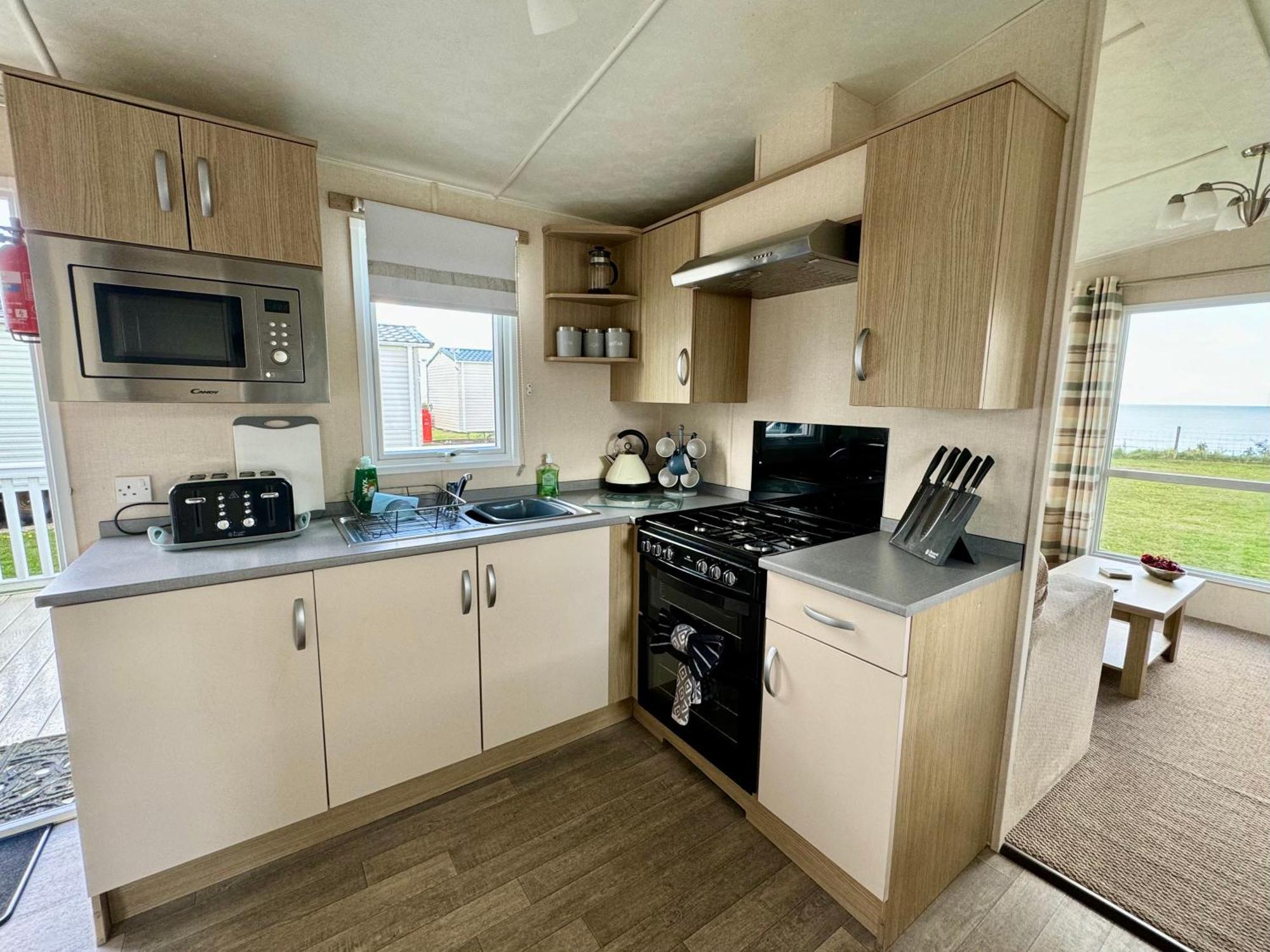 New Sea View Platinum Caravan With Huge Decking Newcastle Upon Tyne Esterno foto